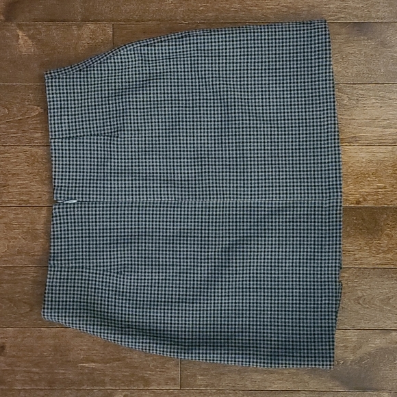 Sunday Best Mini Skirt - Picture 2 of 4